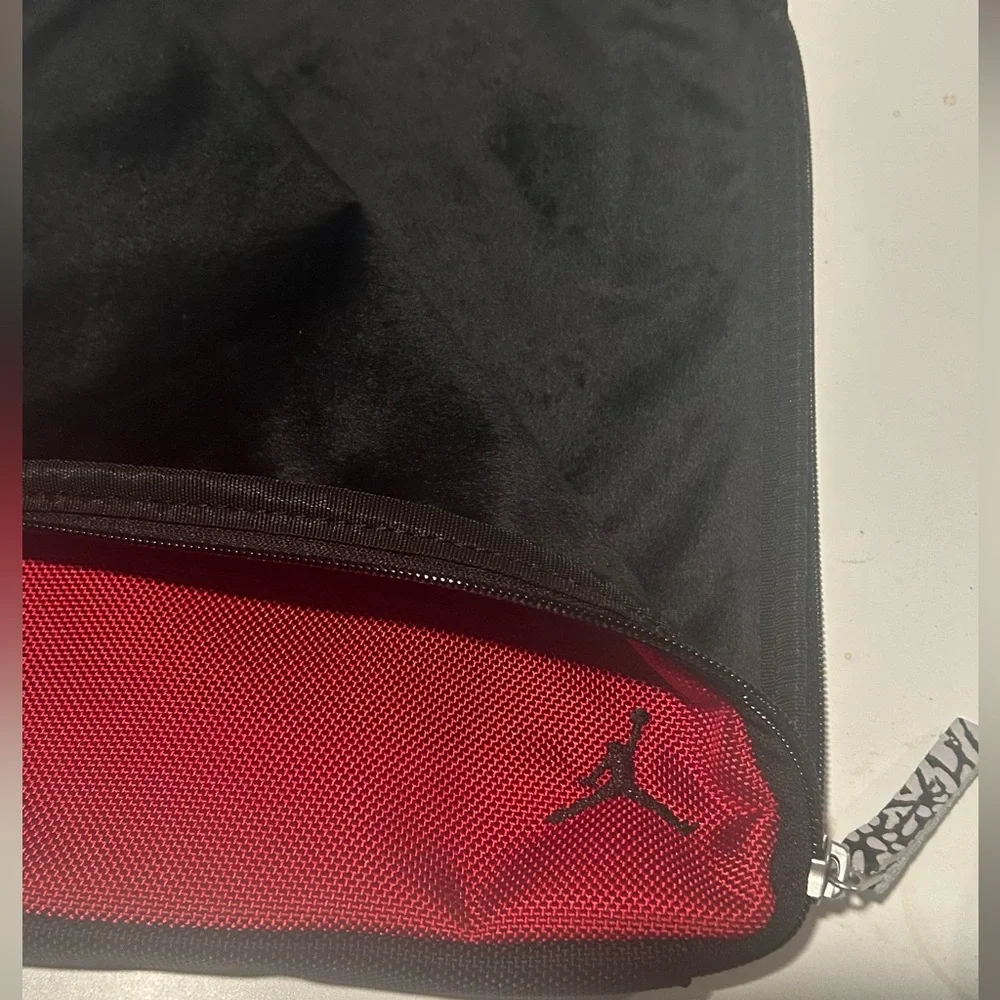 Jordan 3 elephant print tablet sleeve *rare*